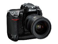 Nikon D2H Set Digital Camera
