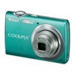 Nikon CoolPix S220 10MP Green Digital Camera