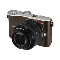 Samsung NX-100 Digital Camera with 20-50mm lens