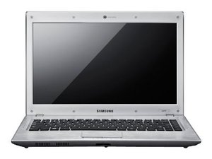 Samsung Q430-JA01 (NPQ430JA01US) PC Notebook