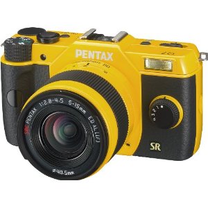 Pentax Q7 12.4MP Compact System Camera