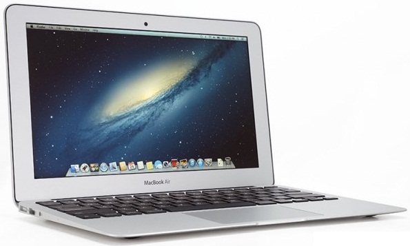 Apple MacBook Air 11-Inch (2015)